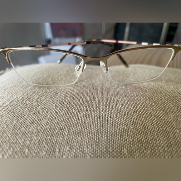 Burberry Light Gold Frames - Picture 3 of 8